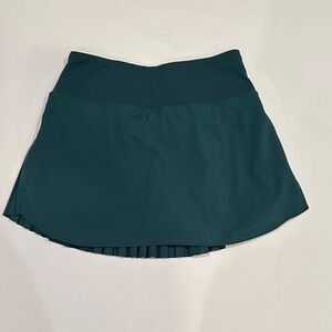 Women's skort green